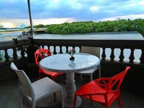 Legacy Mansion Hotel Iloilo Quarto foto