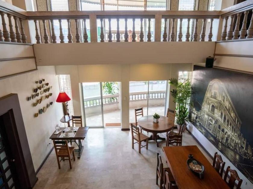 Legacy Mansion Hotel Iloilo Exterior foto